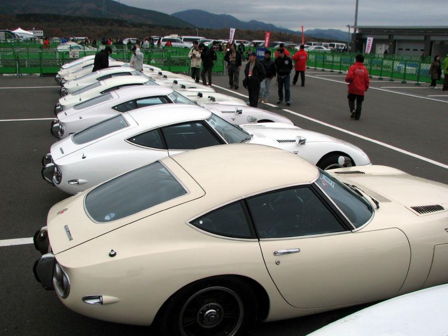  Toyota 2000GT 1967 года  (фото 6 из 27)